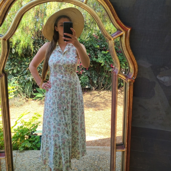 All that Jazz Dresses & Skirts - Vintage Ditsy Floral Button Up Maxi Dress